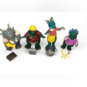 Vintage 90s Disney Dinosaurs TV Show Figure Set SINCLAIR FAMILY 
HASBO